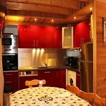 4 Pers Sans Animaux, Parking - Fr-1-263-1 * Valloire